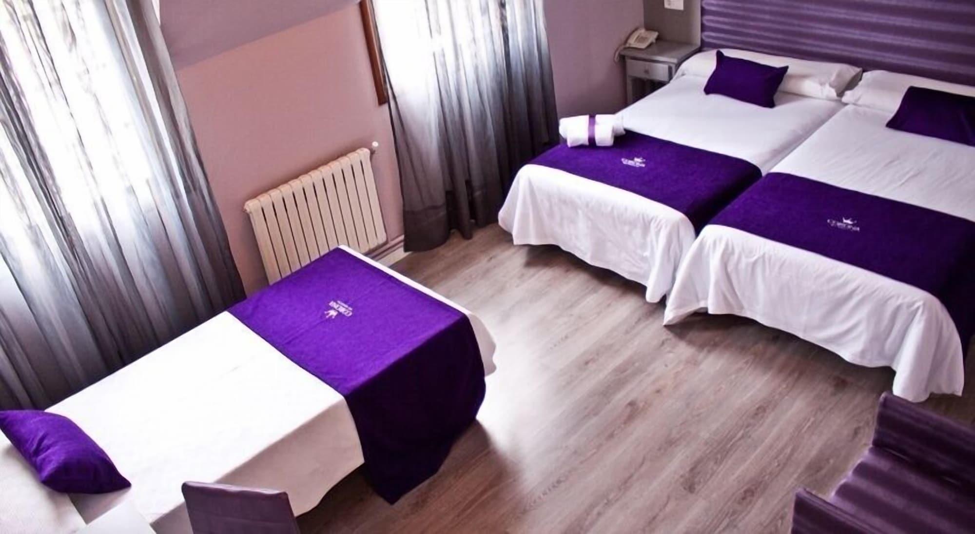 Hotel Corona De Galicia Valga Buitenkant foto